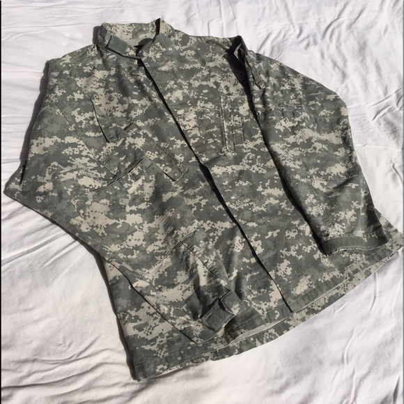 Men’s Prestige Tactical Wear Shirt! - Picture 2 of 7